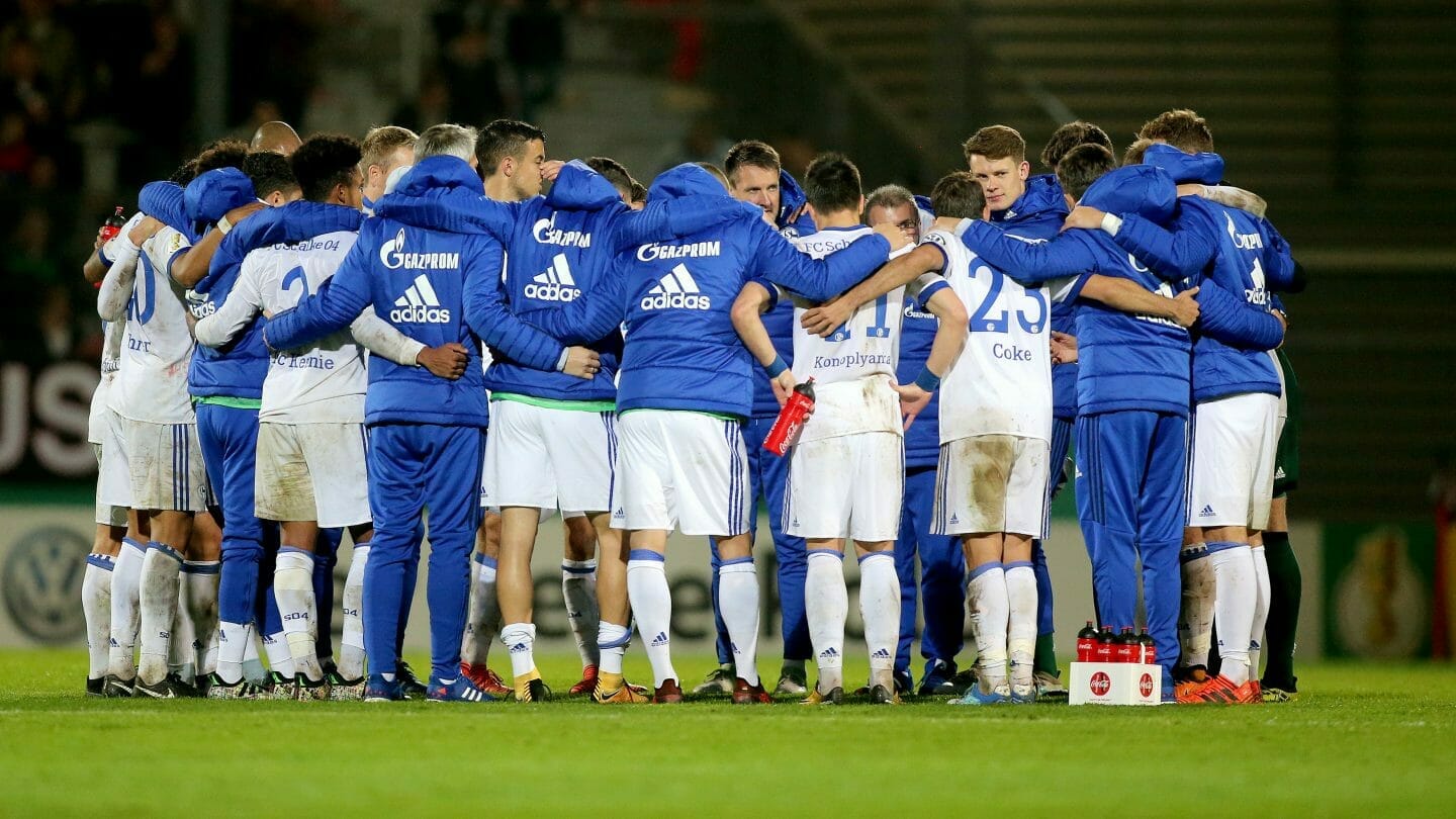Die Mannschaft nach dem Sieg beim SV Wehen Wiesbaden