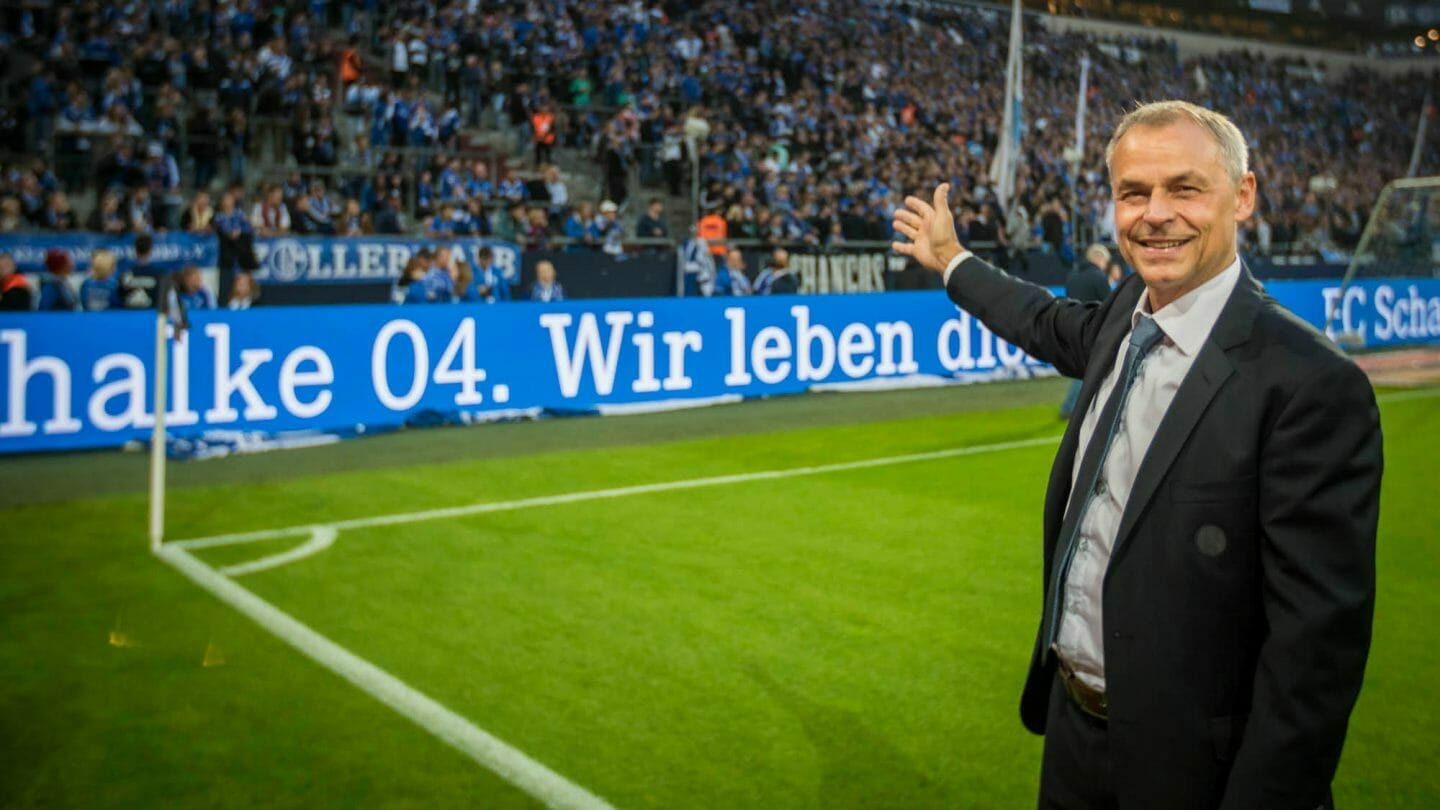 VELTINS-Fanaktion mit Olaf Thon.