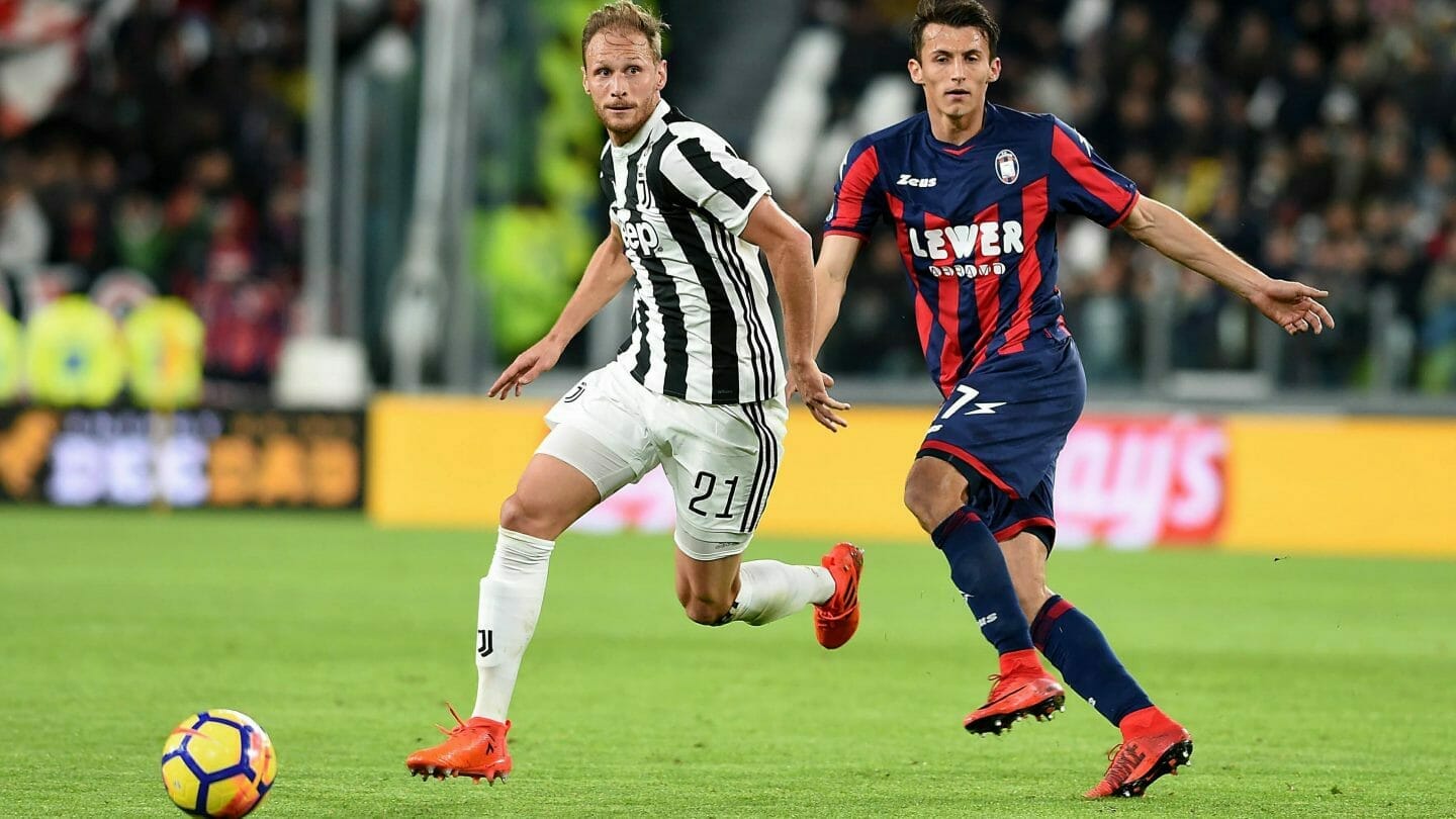 Benedikt Höwedes feiert erfolgreiche Premiere im Juve-Trikot