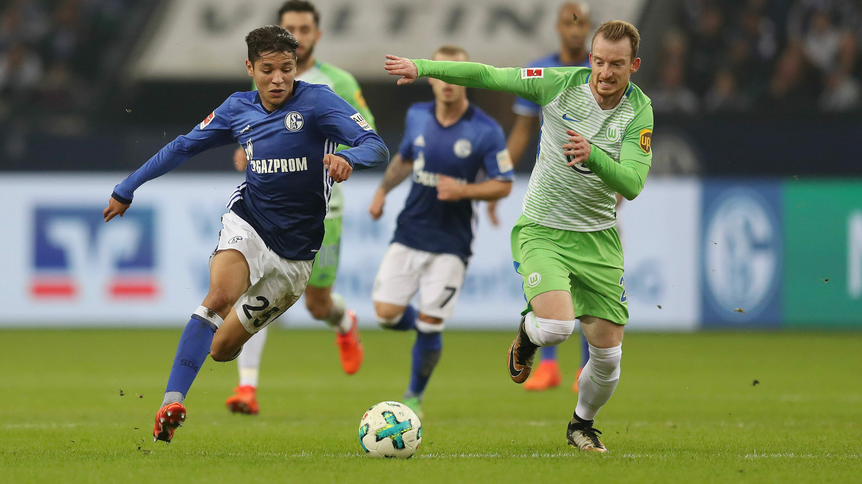 Amine Harit gegen den VfL Wolfsburg