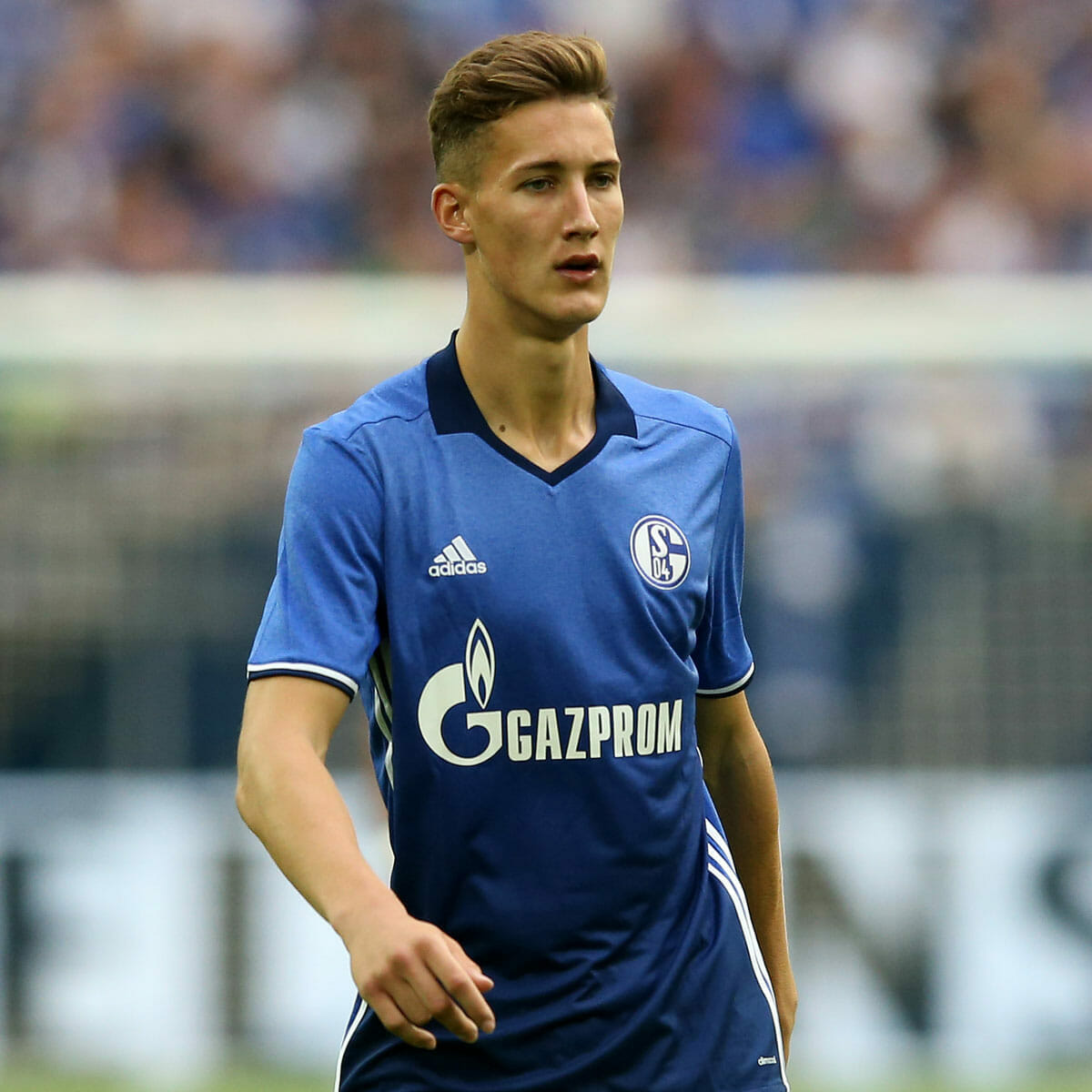 Transitioning to the first team - FC Schalke 04