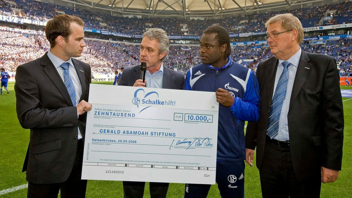 2008-Schalke04_18890