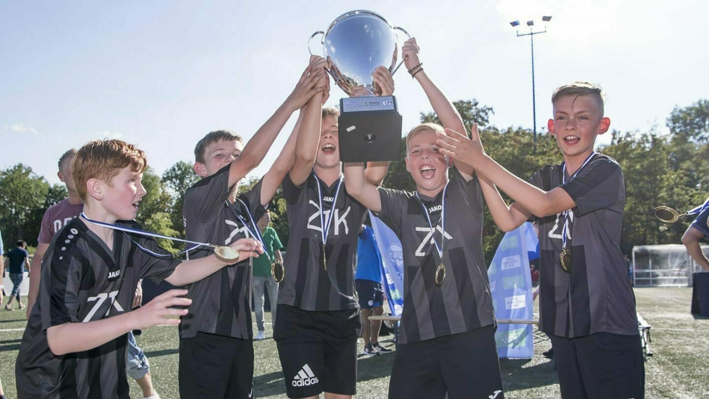 AOK Knappenkids-Cup auf Schalke begeistert über 3000 Besucher