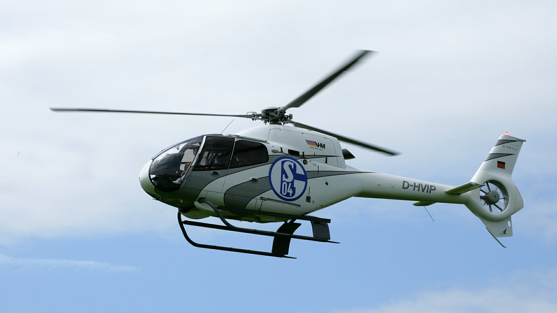 Schalke-Hubschrauber