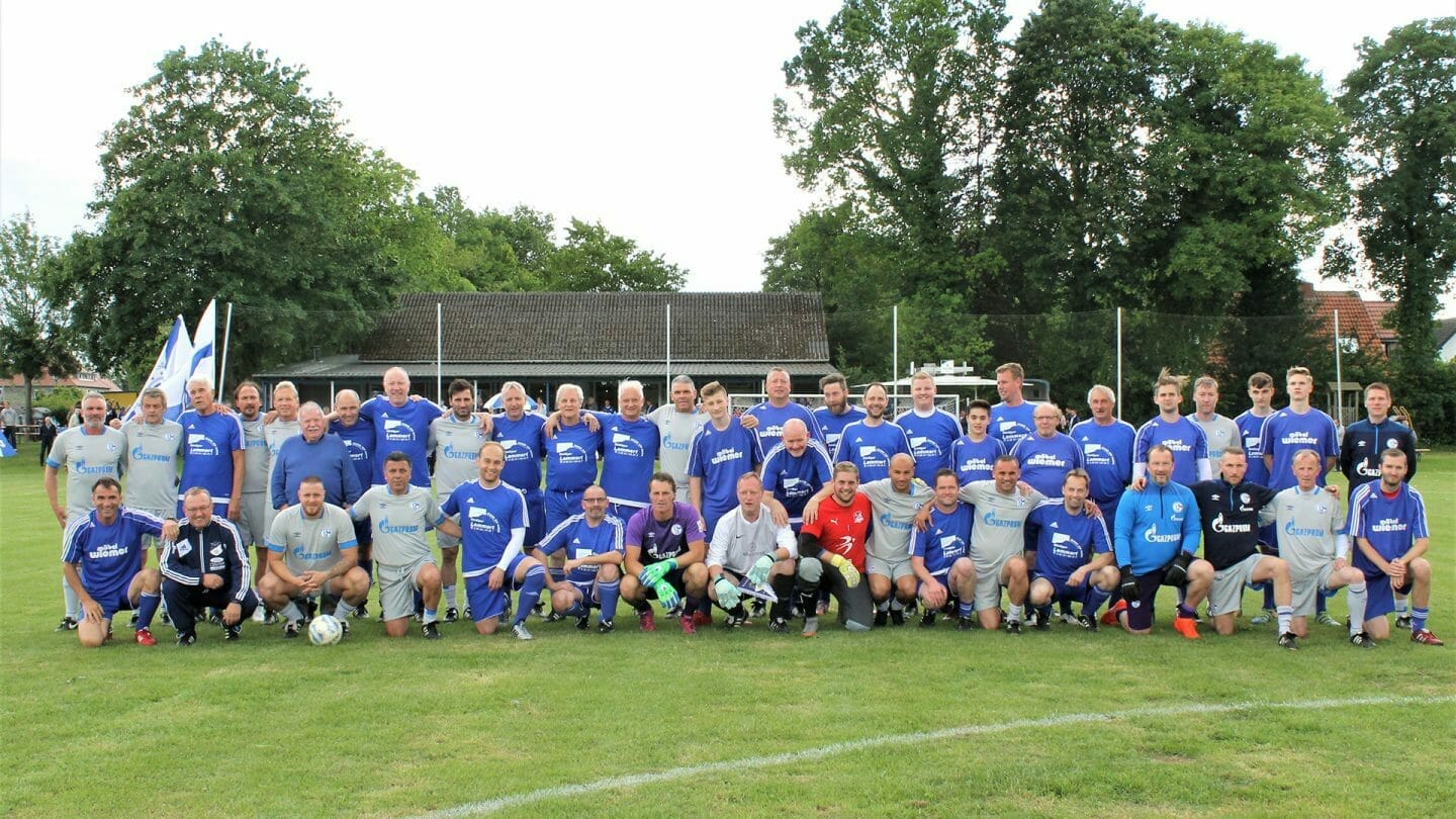 Traditionself mit 16:2-Torfestival bei Fanclub Schwefer Kreisel