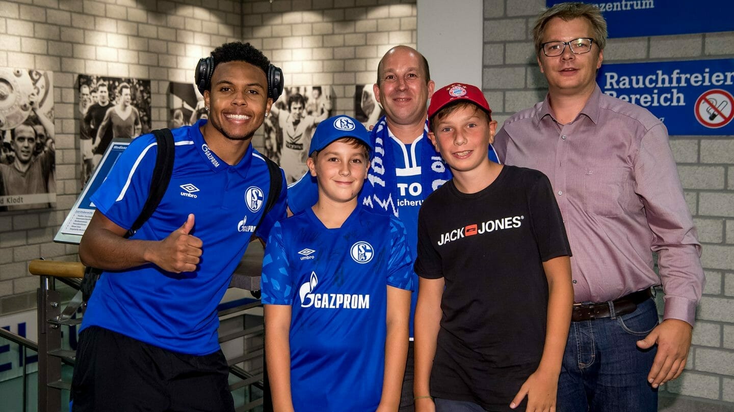 Zum Saisonstart: Schalke hilft! erfüllt Herzenswunsch