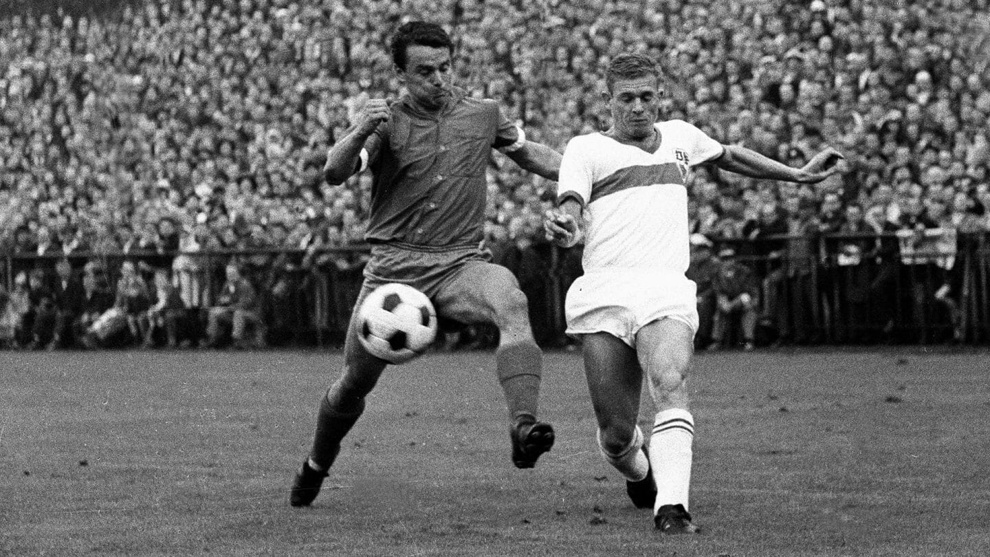 Hans Nowak im Spiel gegen den VfB Stuttgart