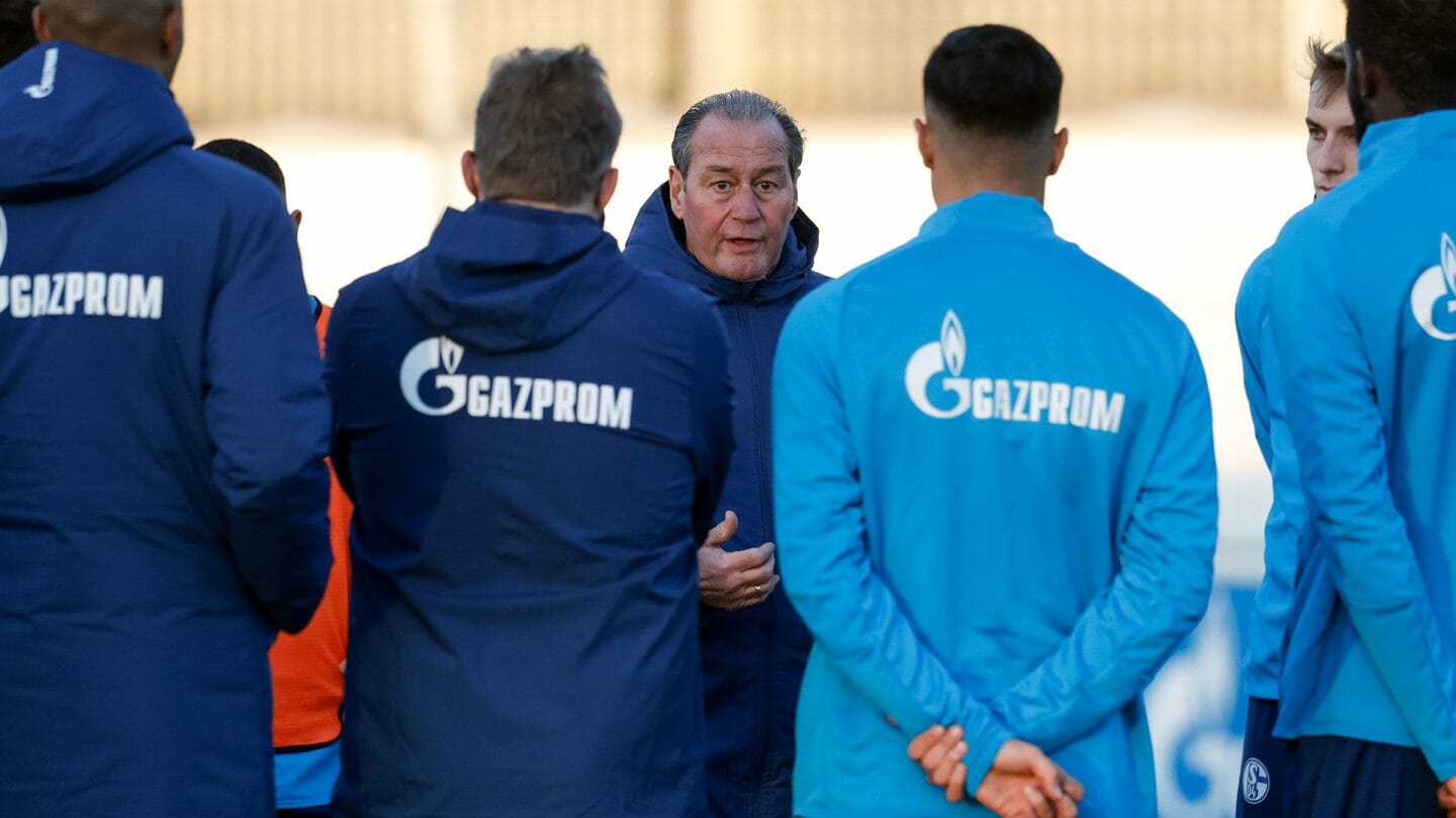 Huub Stevens im Training