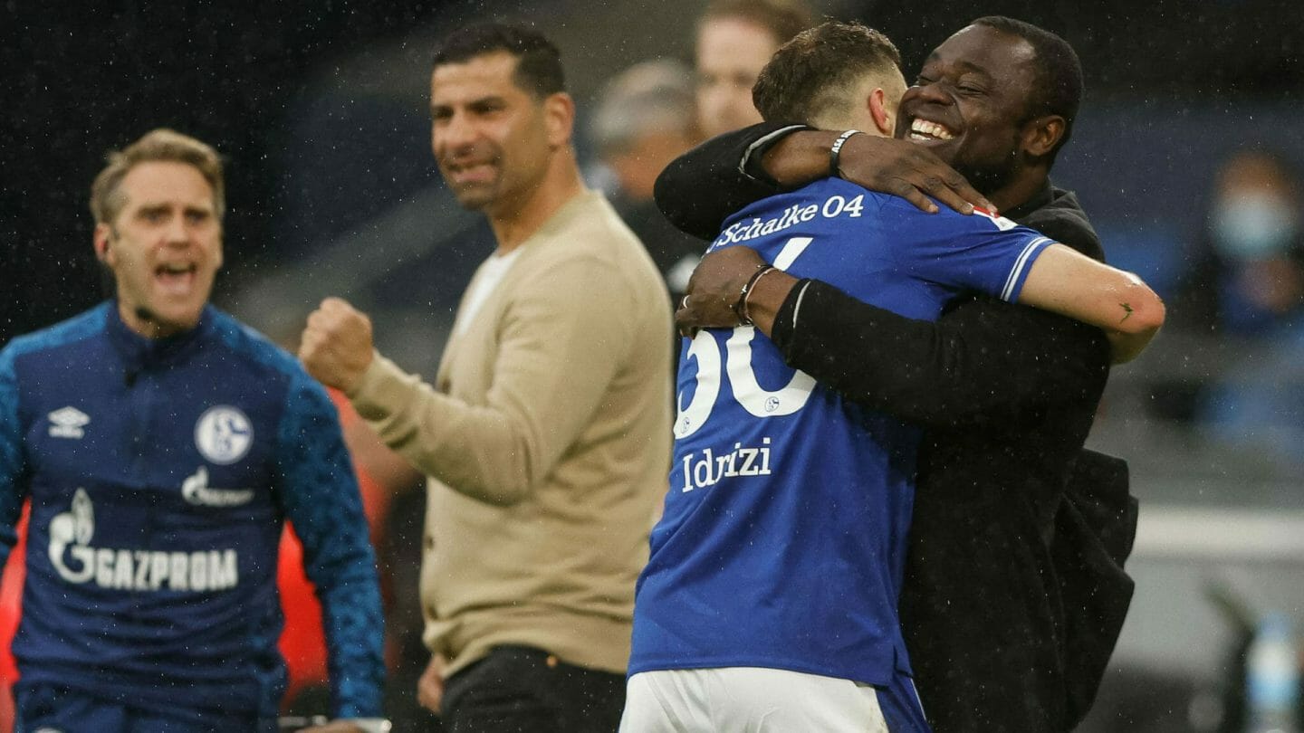 Blendi Idrizi jubelt mit Gerald Asamoah