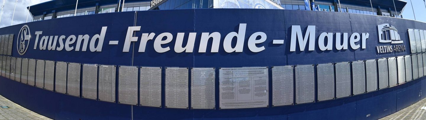 Tausend-Freunde-Mauer