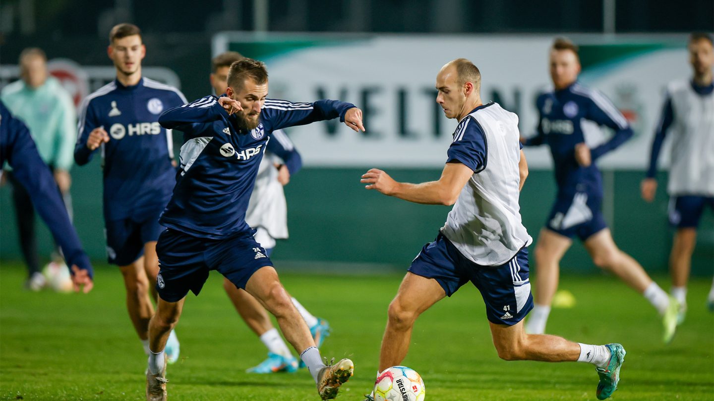 Training FC Schalke 04 in Belek