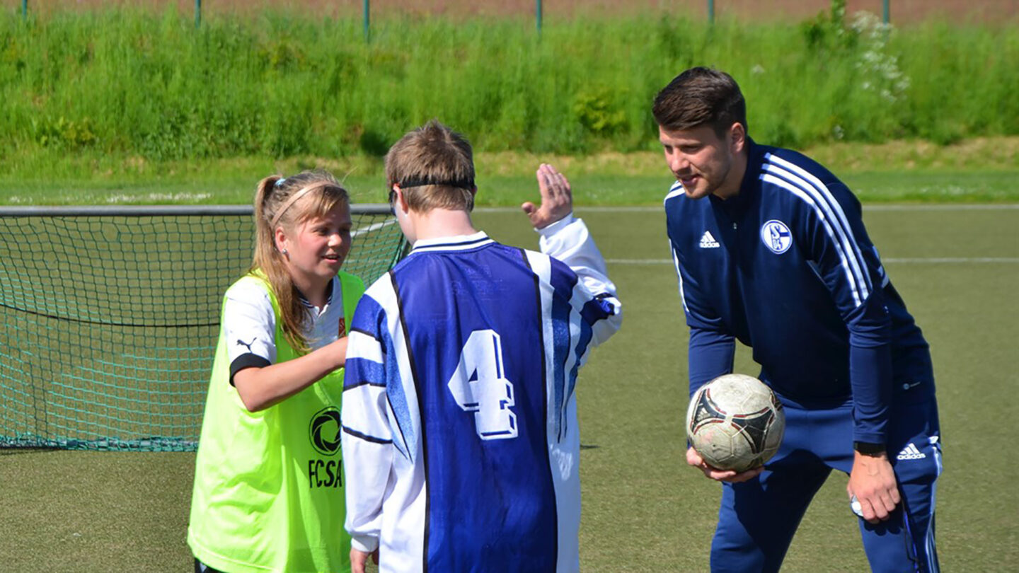 Gemeinsam stark im Behindertenfußball: Die Tandem Young Coach-Ausbildung