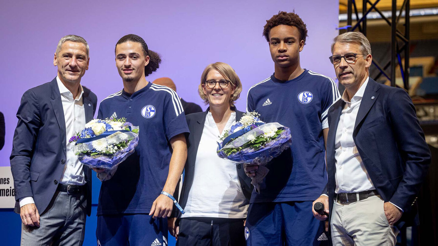Ehrung der U17-Europameister