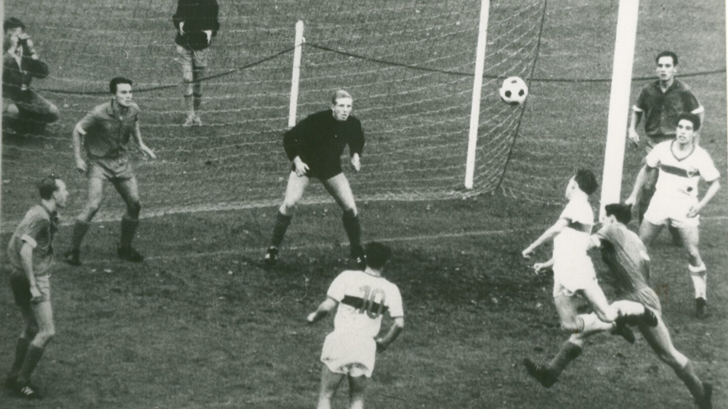 Rückpass: FC Schalke 04 - VfB Stuttgart 1963