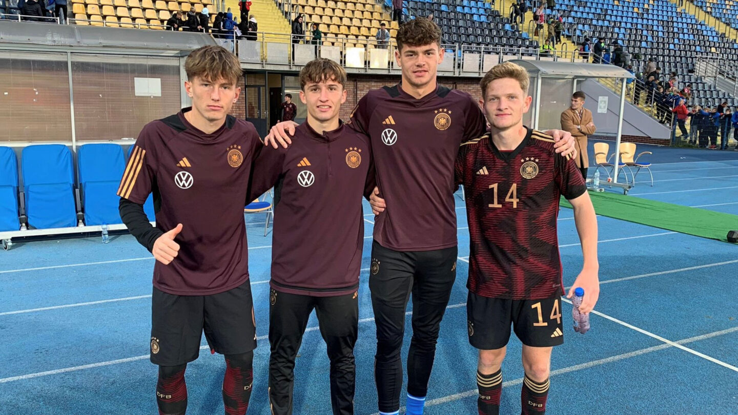 Knappenschmiede-Spieler beim DFB