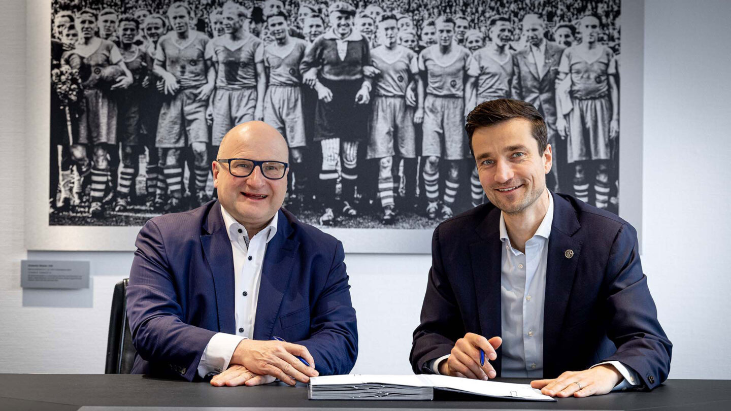 VR-Bank Westmünsterland eG verlängert beim FC Schalke 04