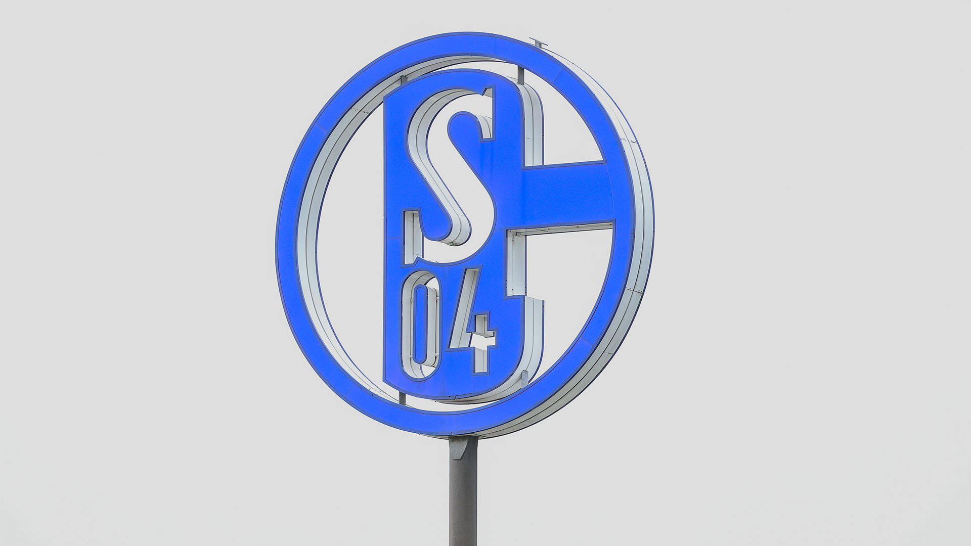 s04-logo