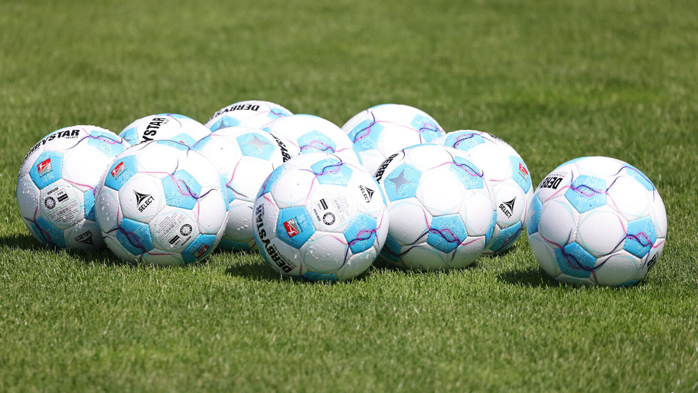 Trainingsbälle in der Saison 2024/2025