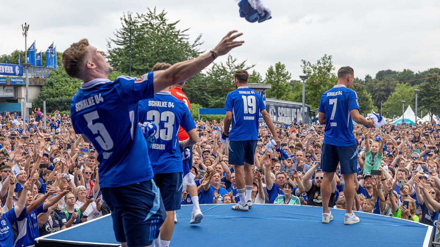 240721-Schalke-Tach_B5A1214_0217