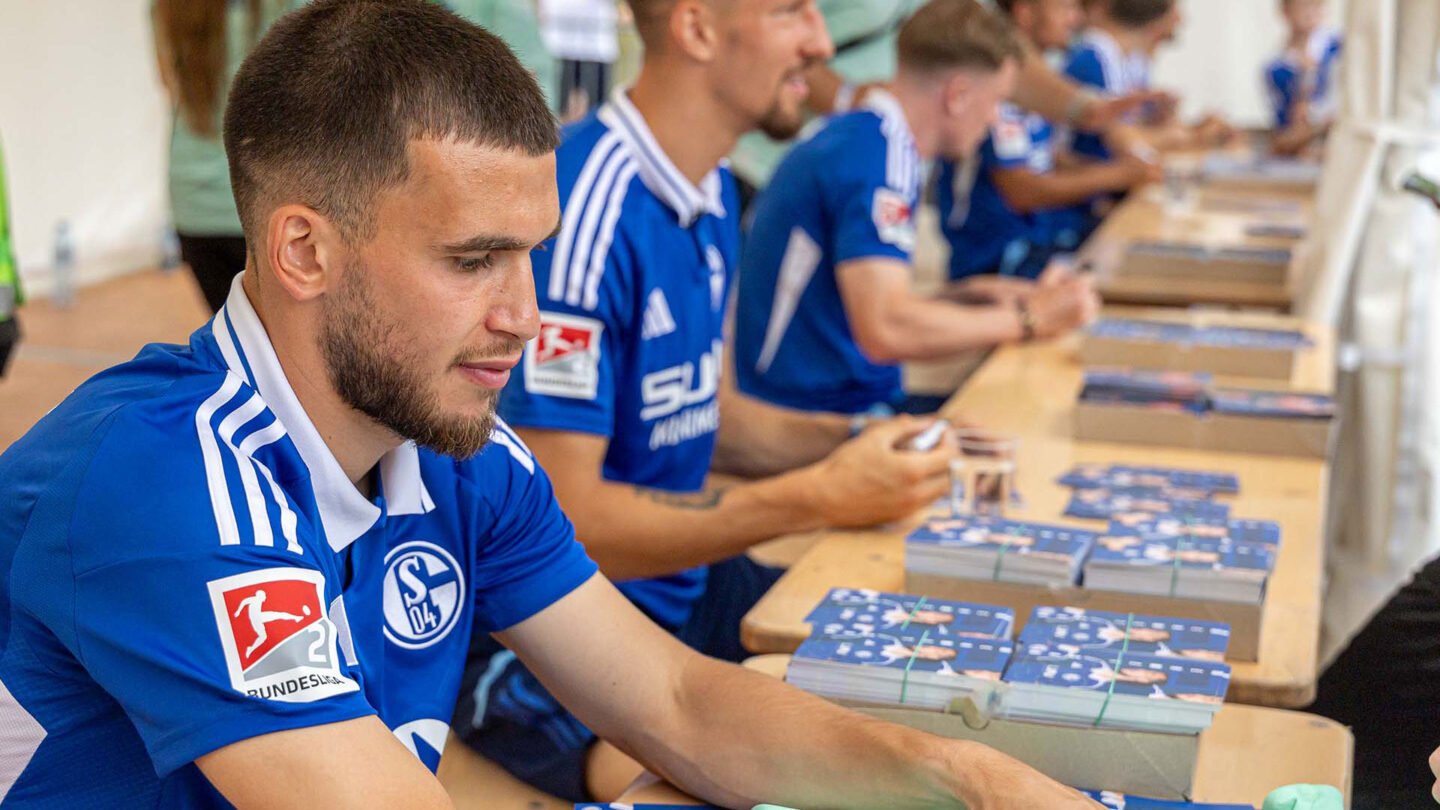 240721-Schalke-Tach_B5A5502_0183