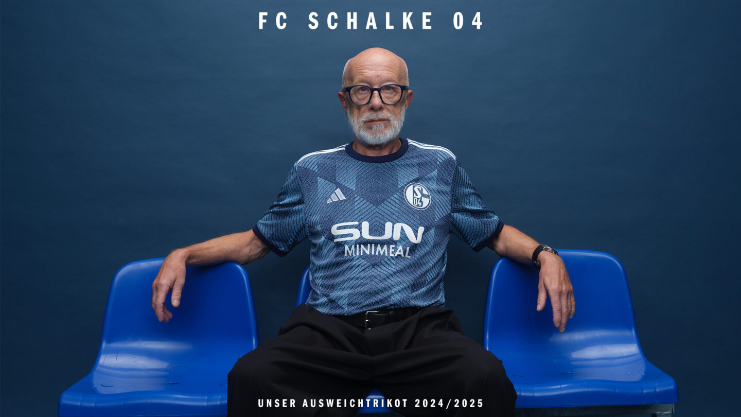 Schalke 3rd kit on sale