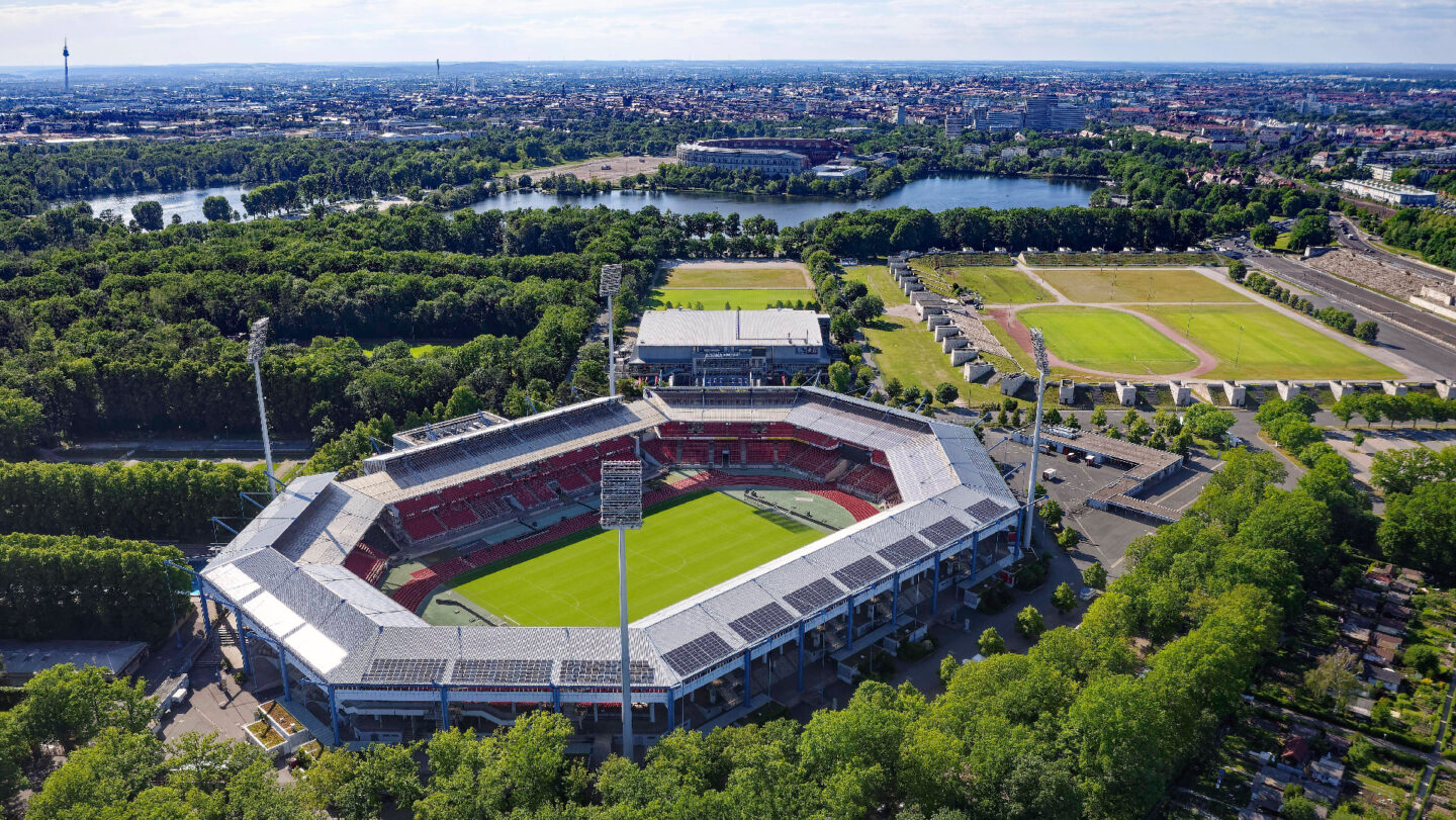 Luftbild vom Max-Morlock-Stadion