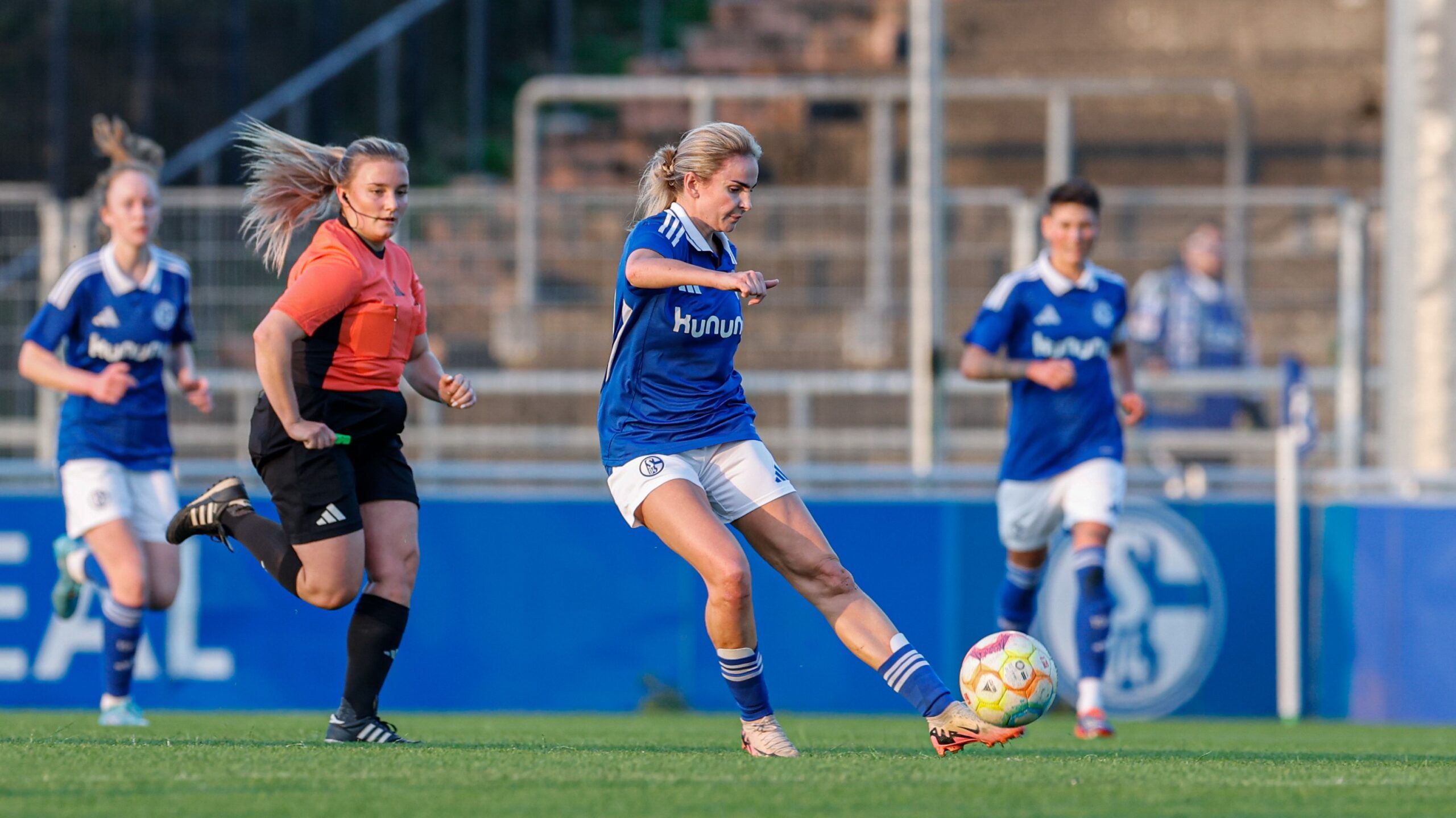 FC Schalke 04, Frauen Team I, Borussia Dortmund, Derby, Parkstadion, 27.10.2024