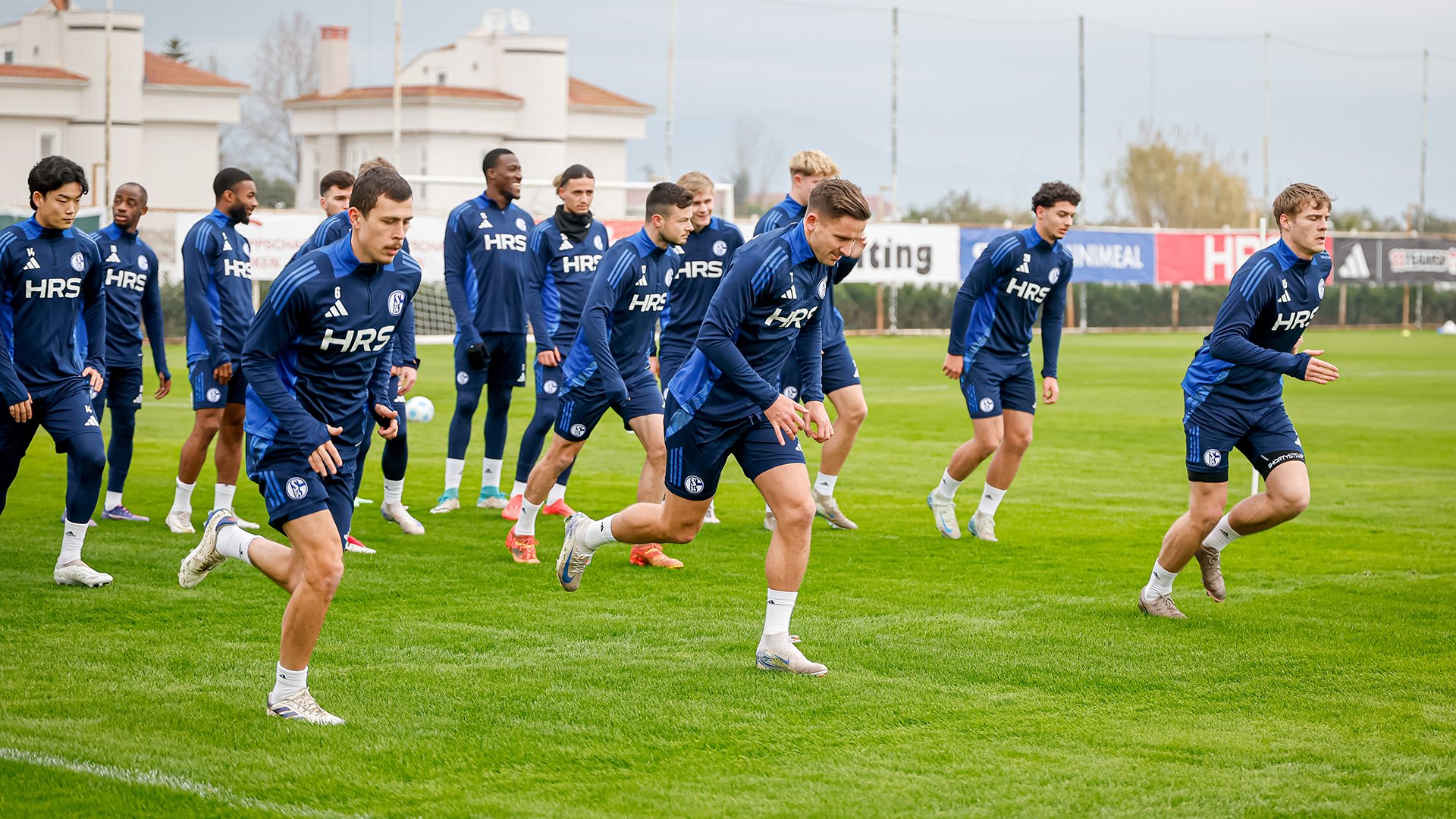 Trainingsauftakt in Belek