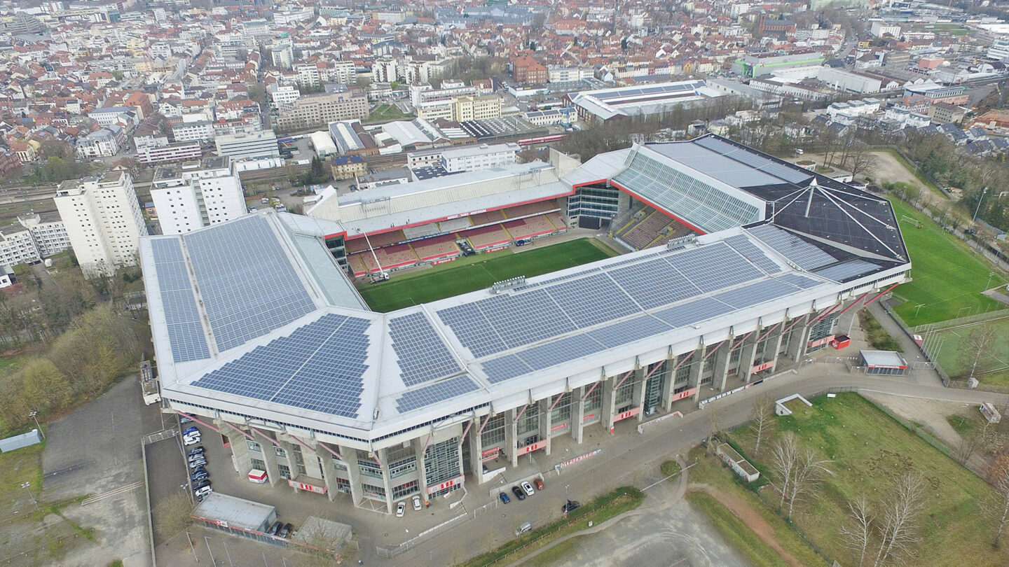 Luftbild vom Fritz-Walter-Stadion