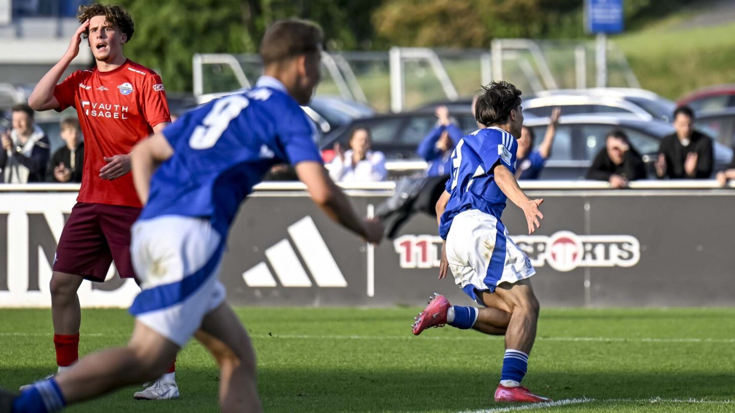 König jubelt im Westfalenpokalfinale