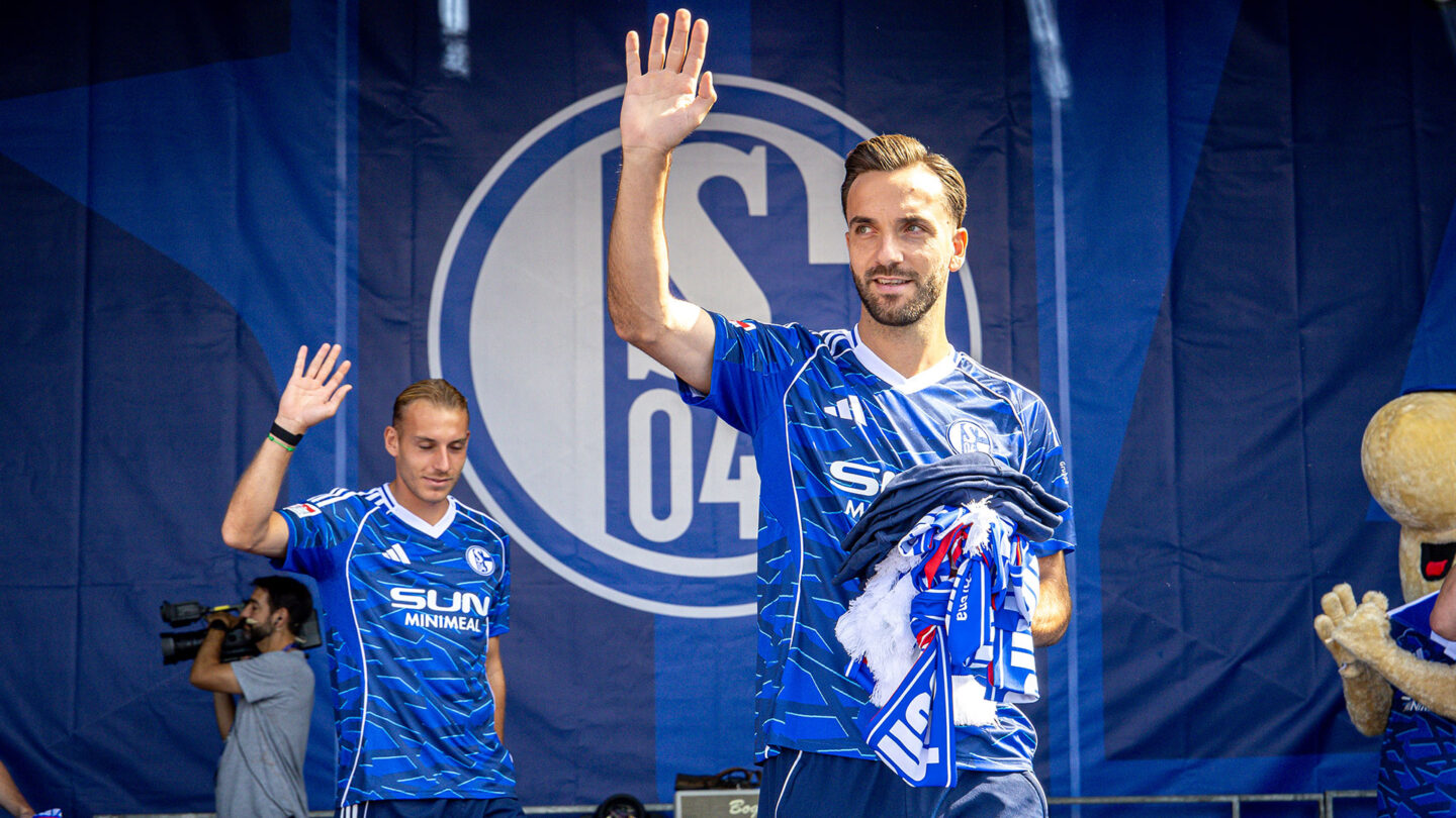 012-schalke-tach-2025