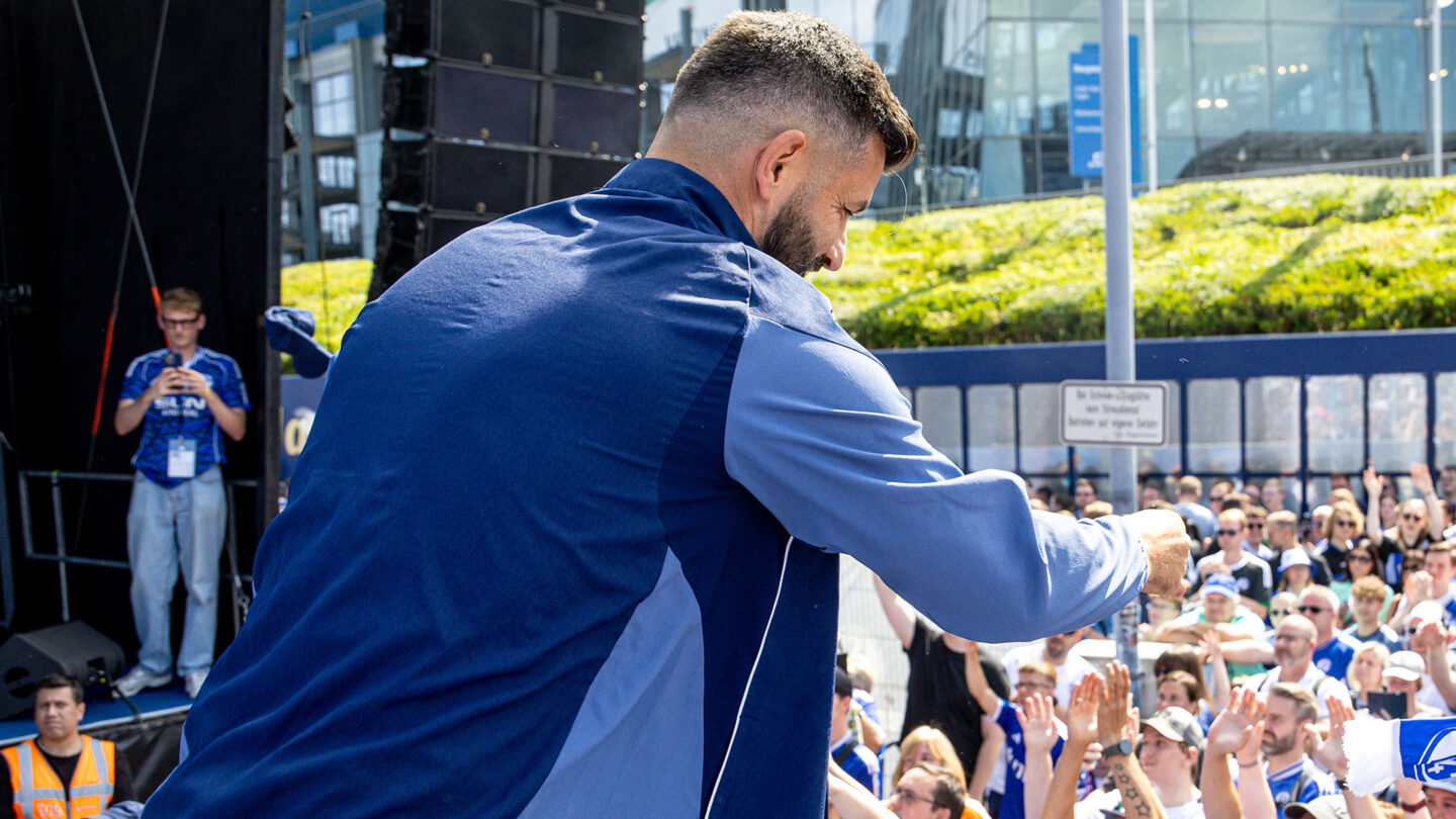 022-schalke-tach-2025