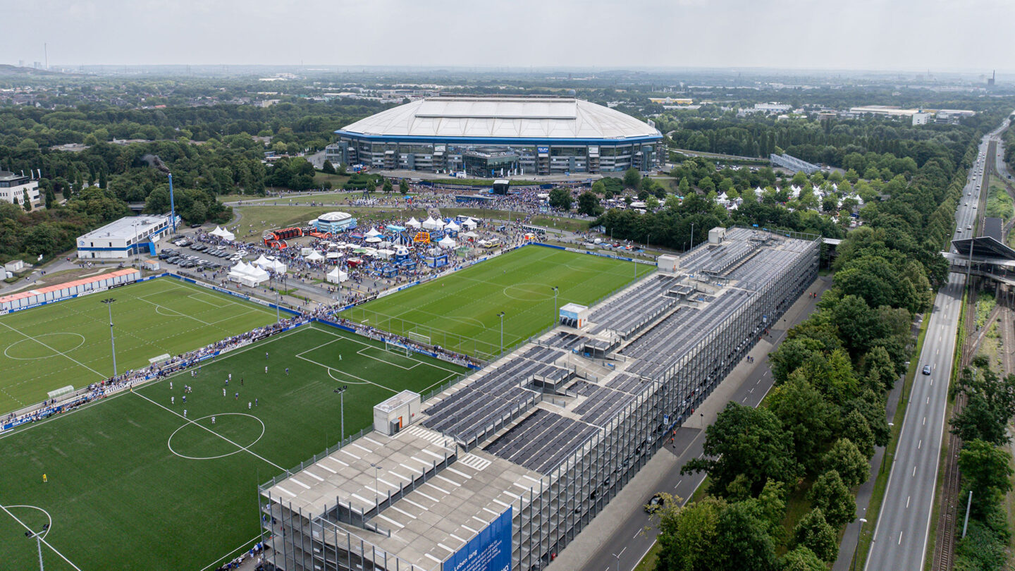 069-schalke-tach-2025
