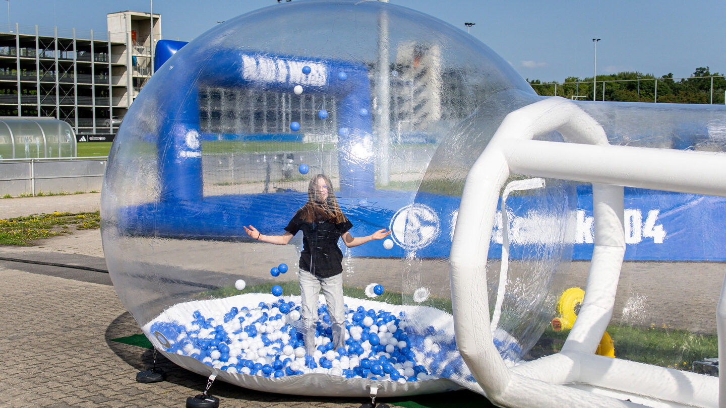 081-schalke-tach-2025