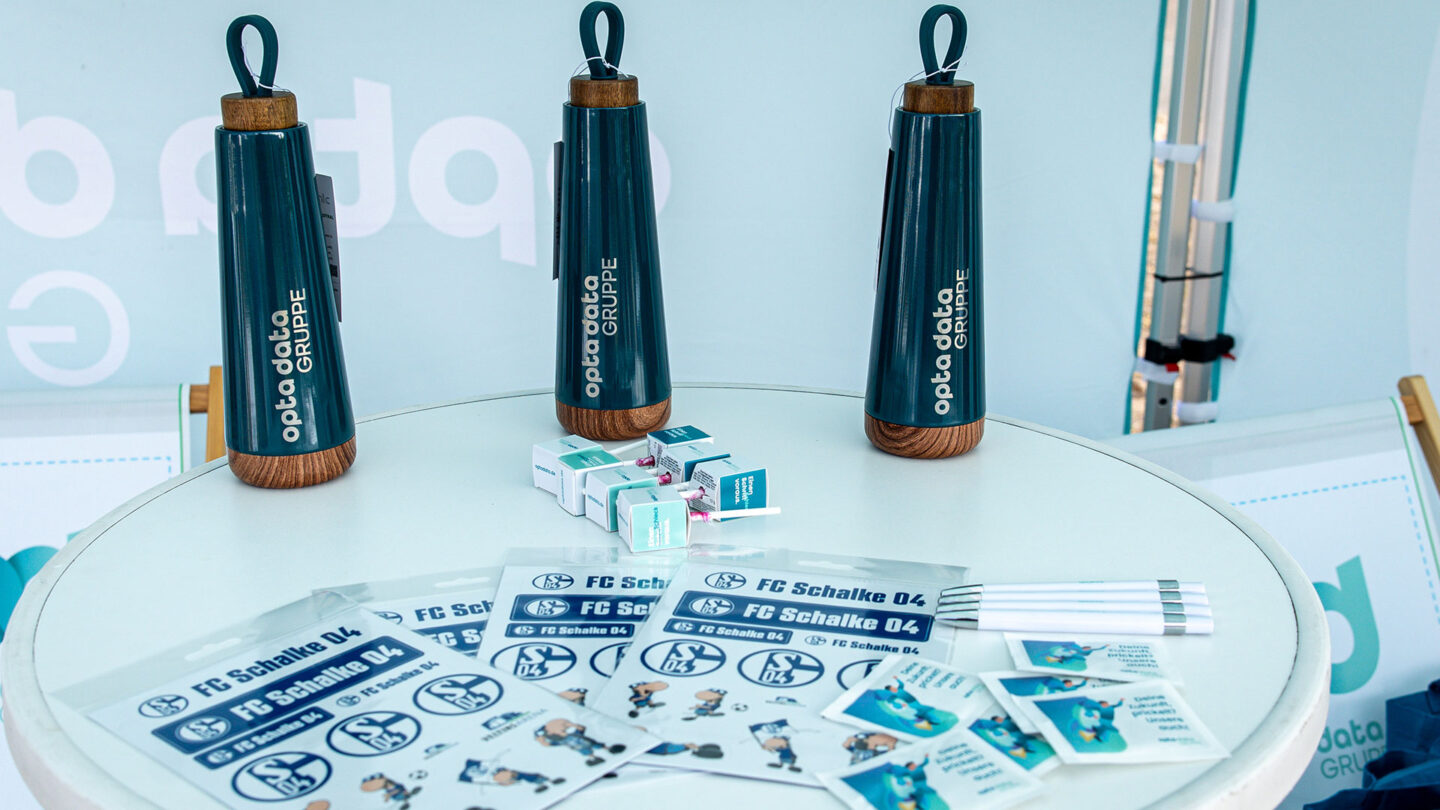 082-schalke-tach-2025