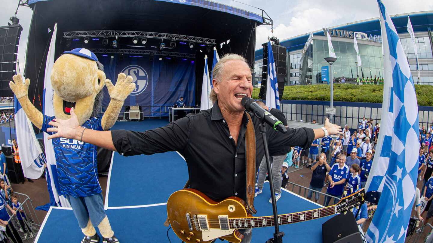 095-schalke-tach-2025