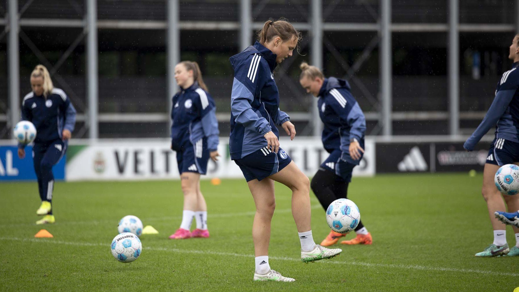 250706 Trainingsauftakt S04-FrauenGerd Kaemper/www.gkfoto.deBild: