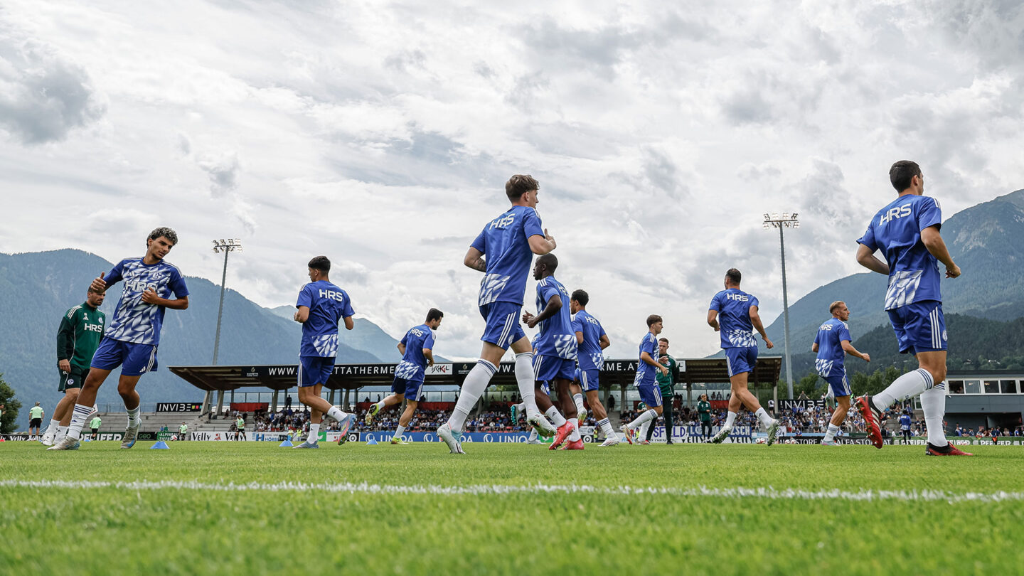 Aufwärmprogramm vor dem Testspiel gegen St. Gallen