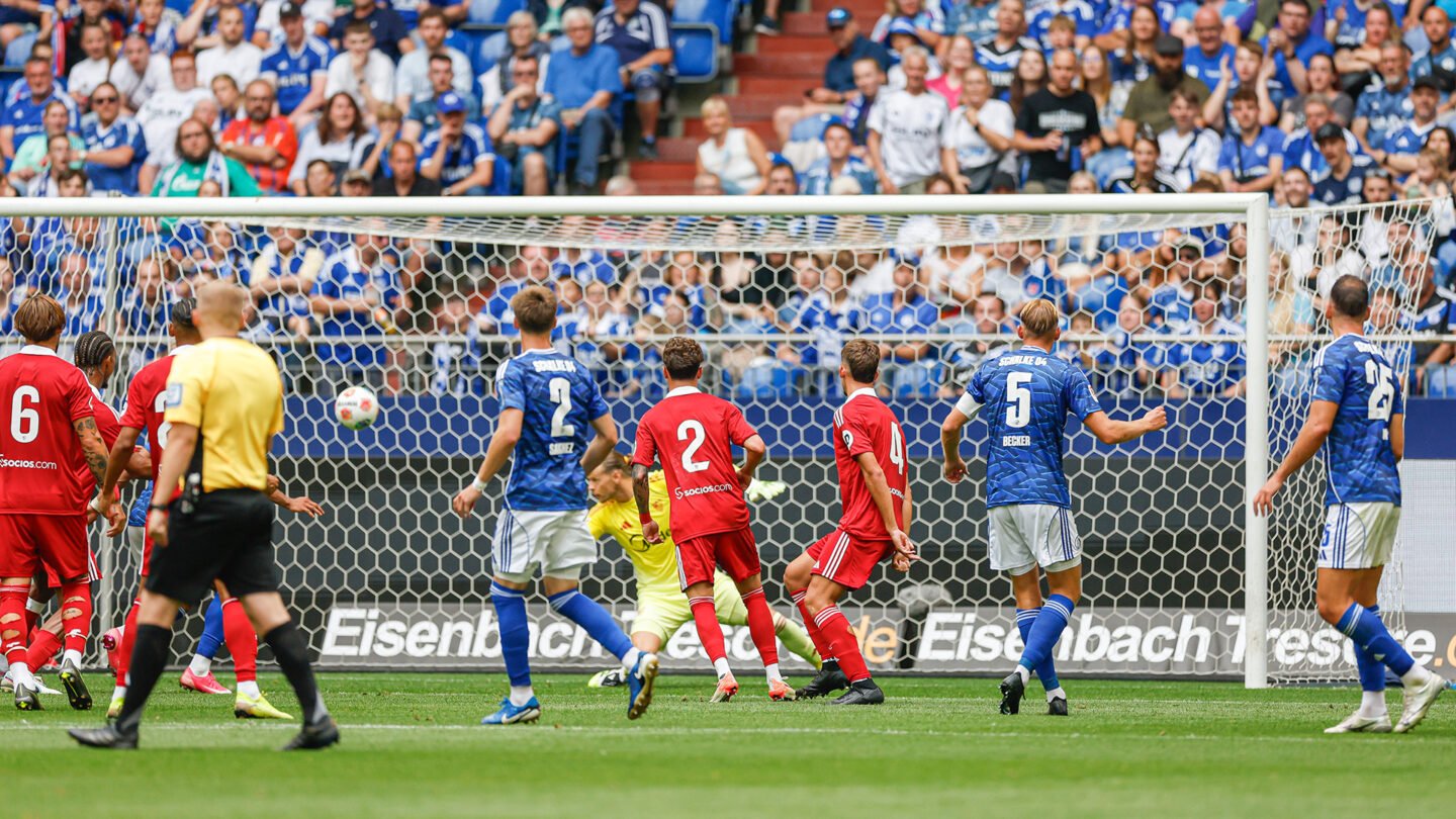 Timo Becker's shot is saved