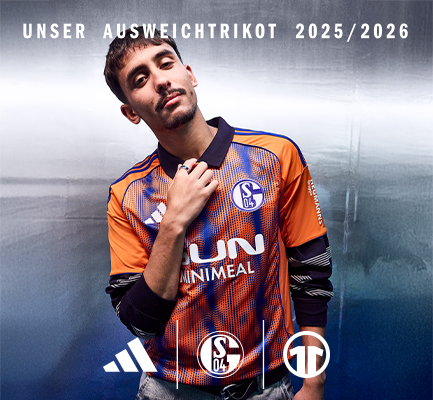 Schmuckgrafik mit Ilyes Hamache im neuen Ausweichtrikot des FC Schalke 04.