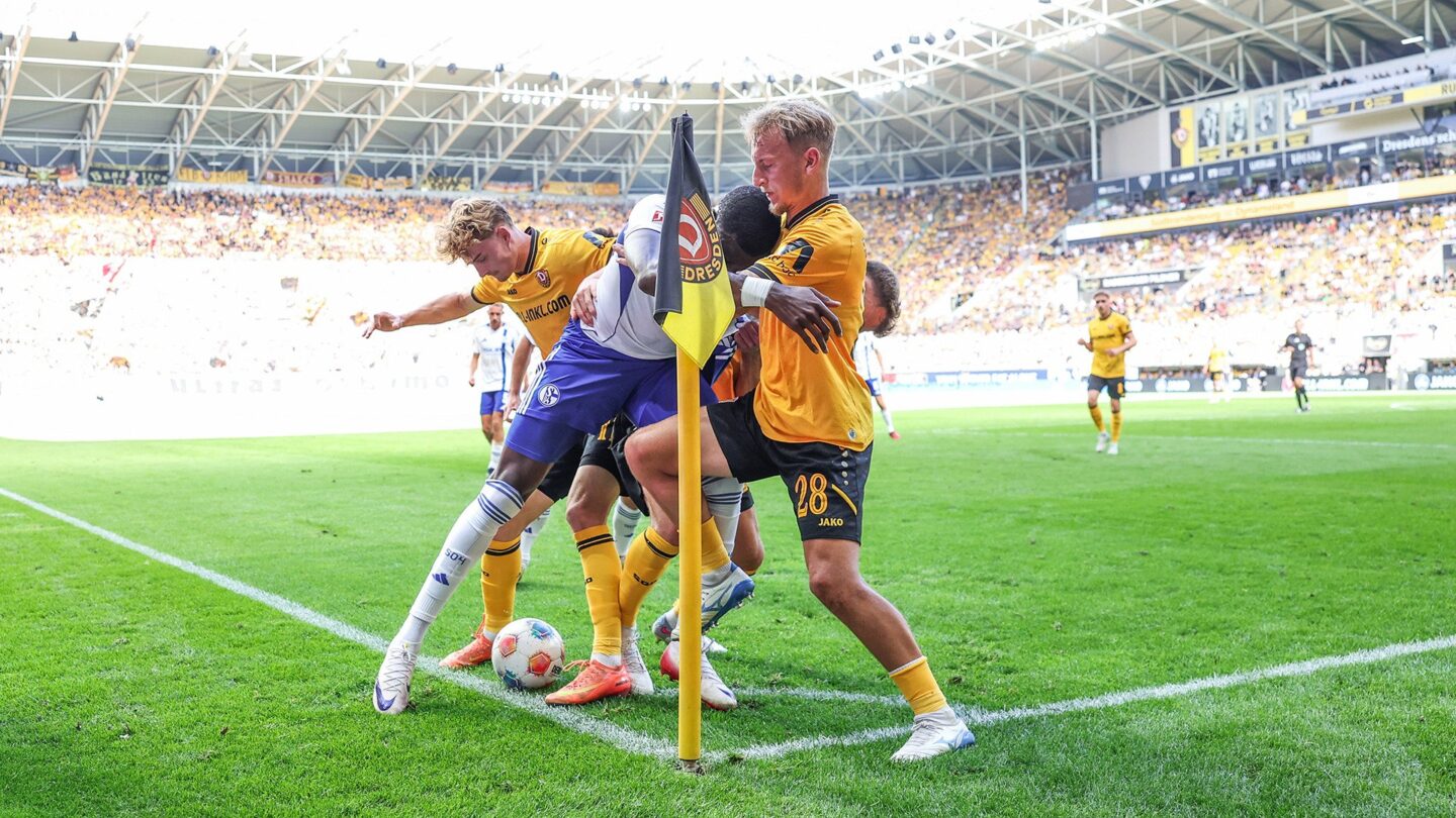 25-08-31-SGD-S04-9066