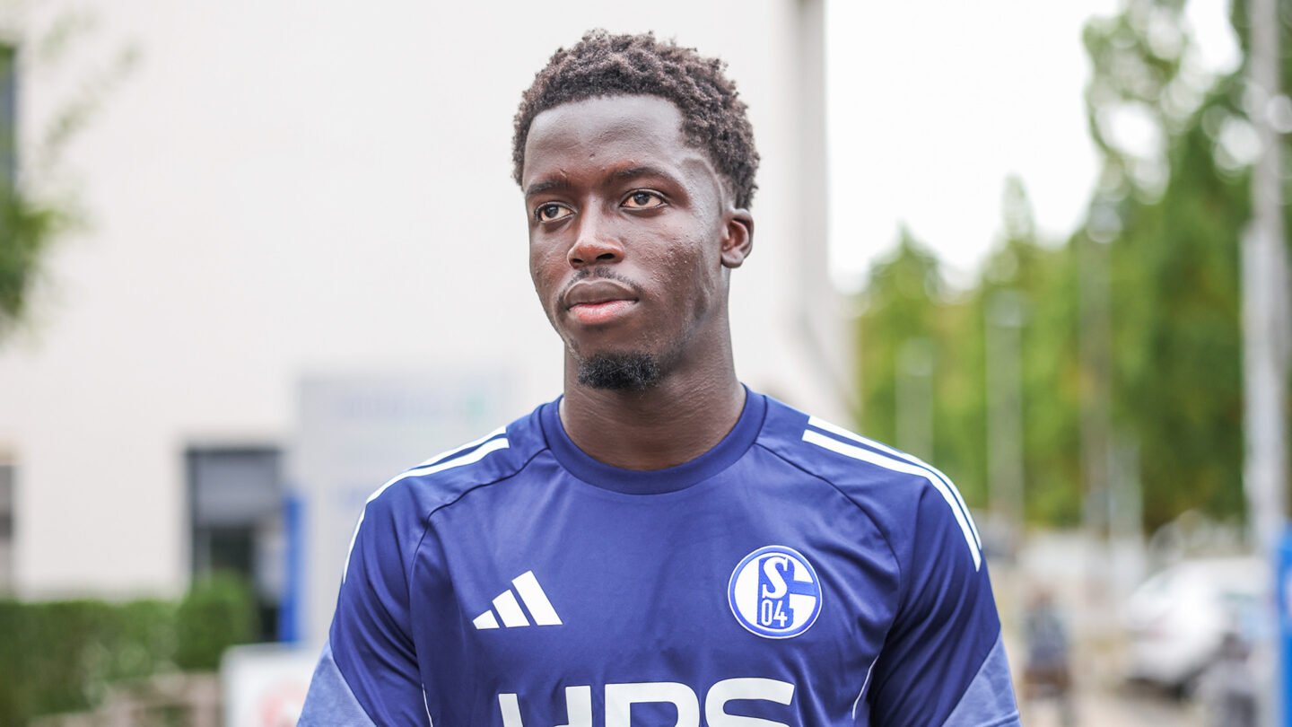 25-09-01-s04-9572-1440&#215;810