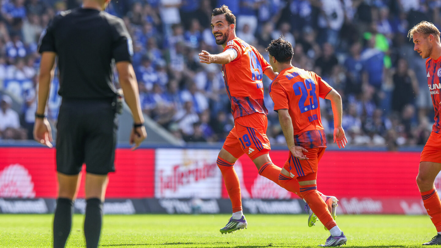 25-09-20-FCM-S04-9827