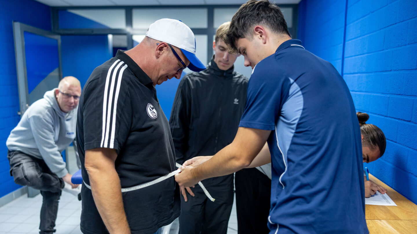 250915_Fußballfans-im-Training-1