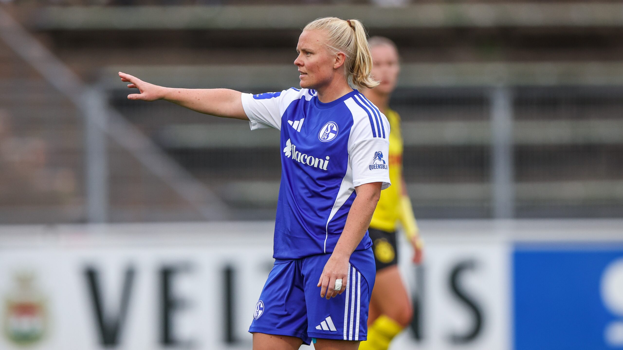 25-09-21-S04-BVB-7074