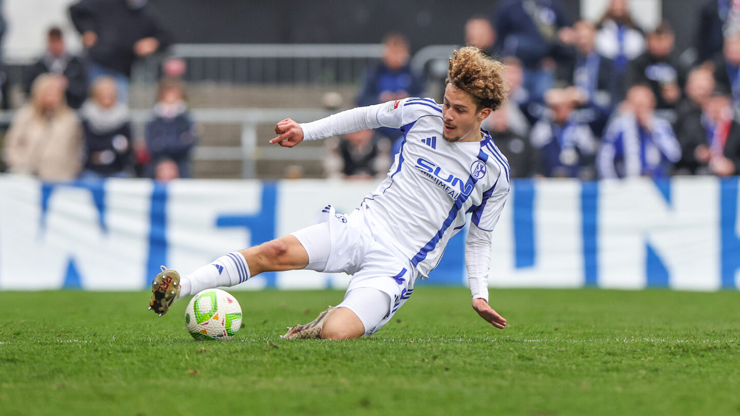 25-10-11-BOH-S04-4282