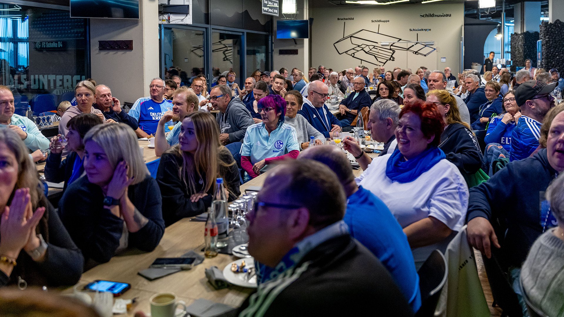 251101-Volunteers_059