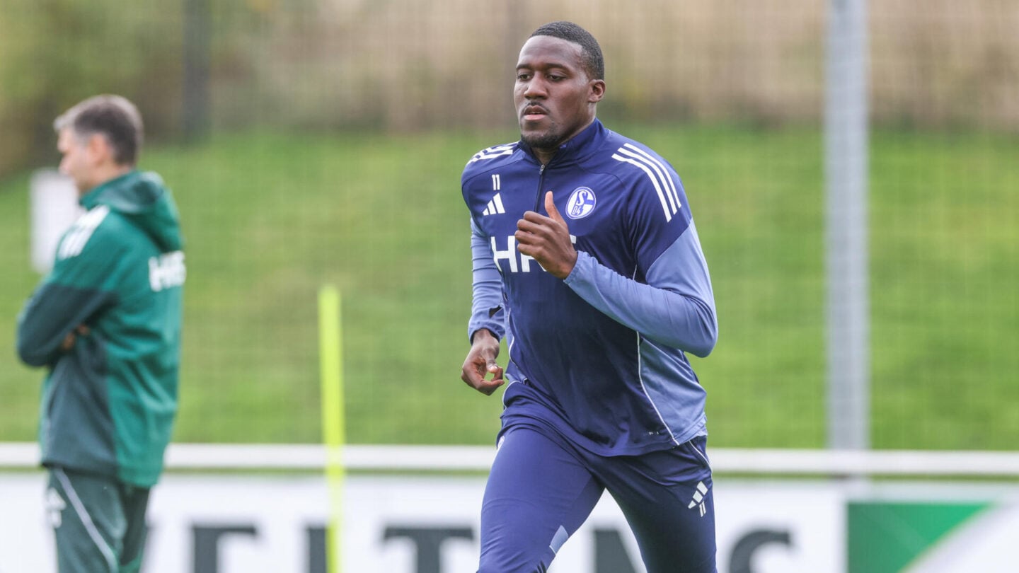 25-10-14-s04-tr-7403-1440x810