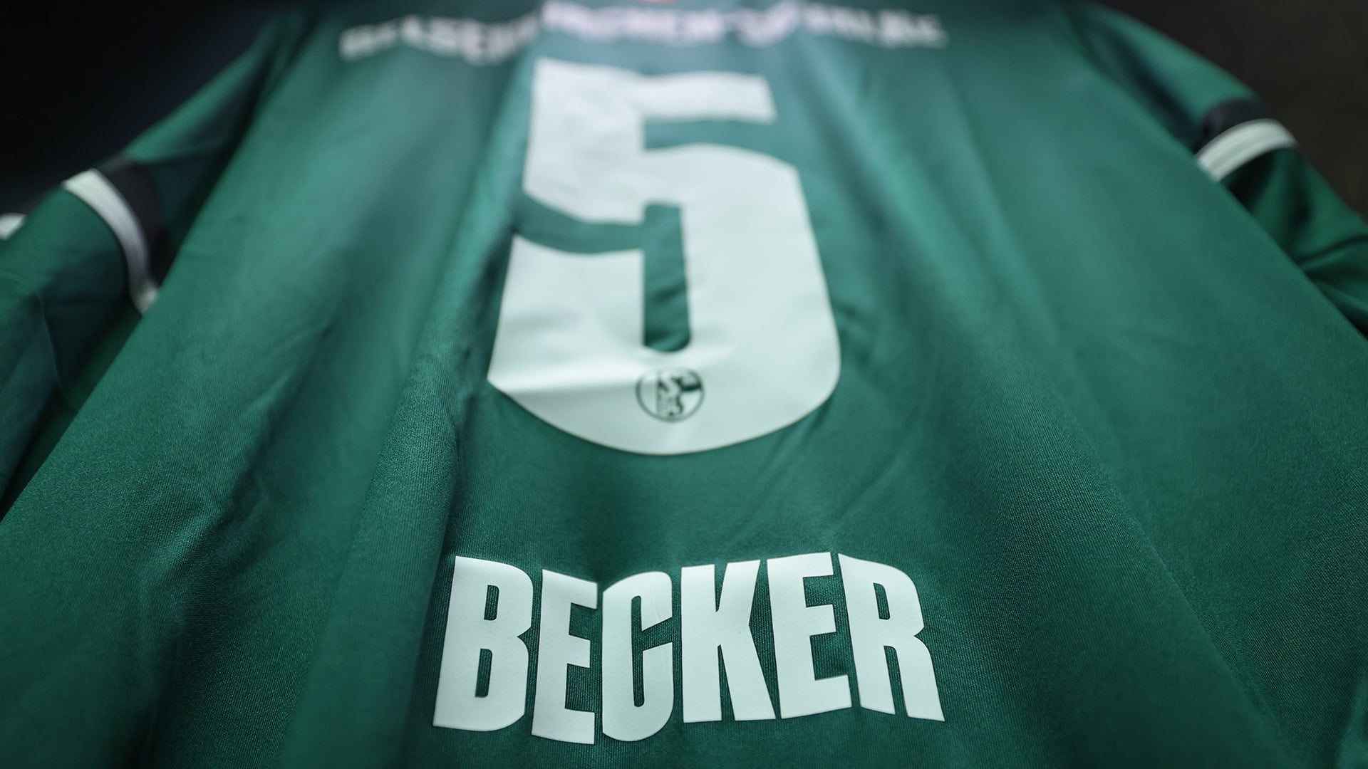 25-12-14-S04-FCN-3383