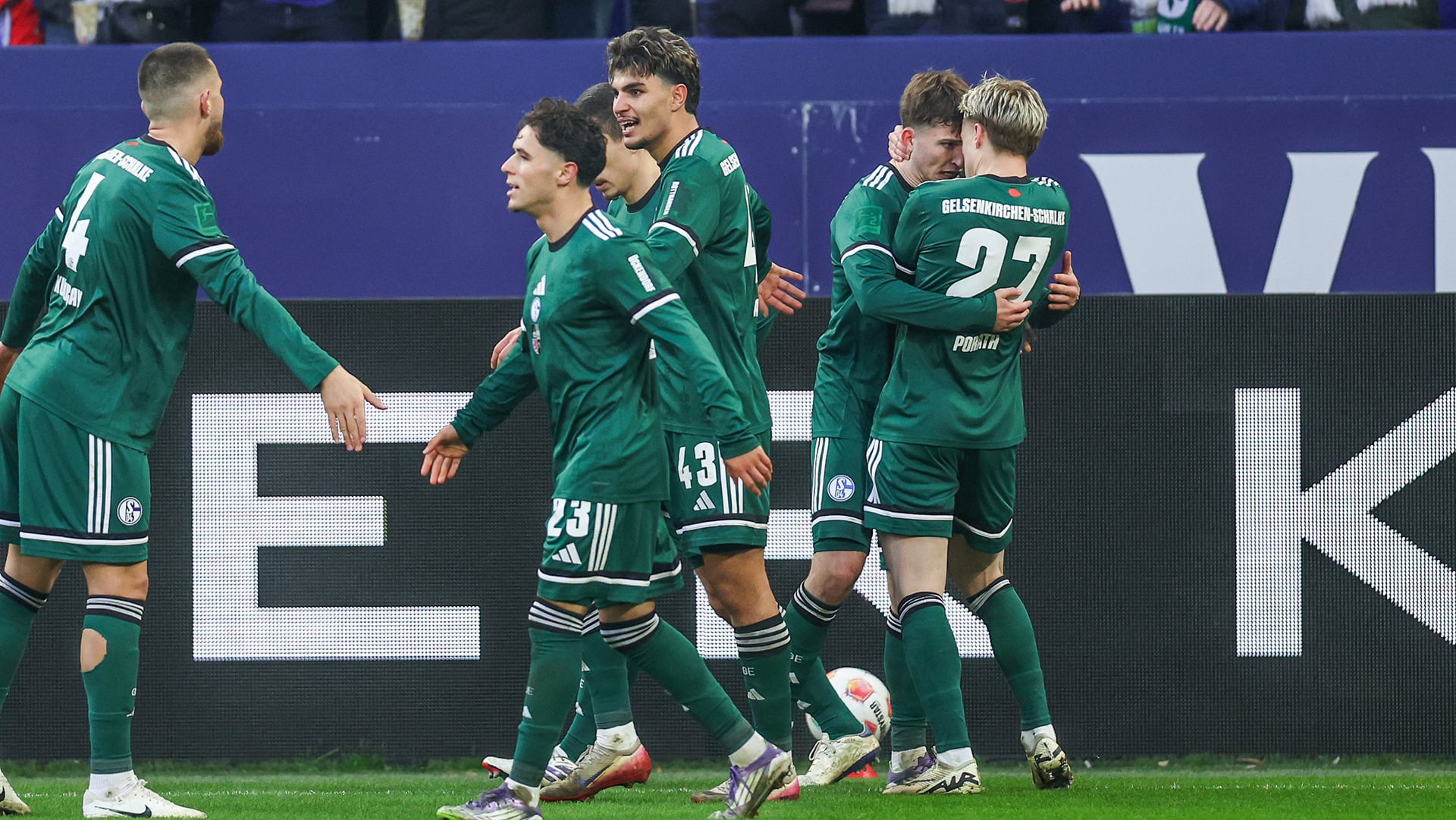 25-12-14-S04-FCN-9874